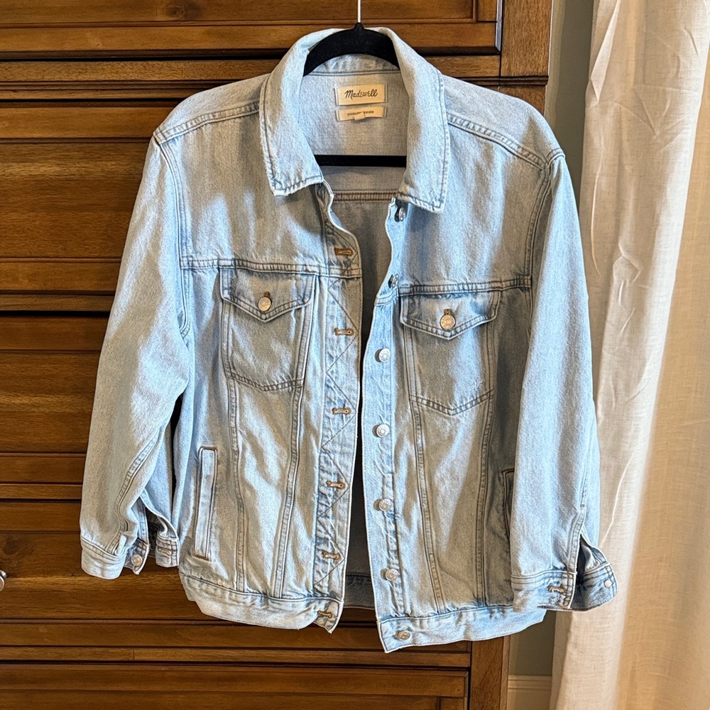 Madewell oversized trucker jean jacket